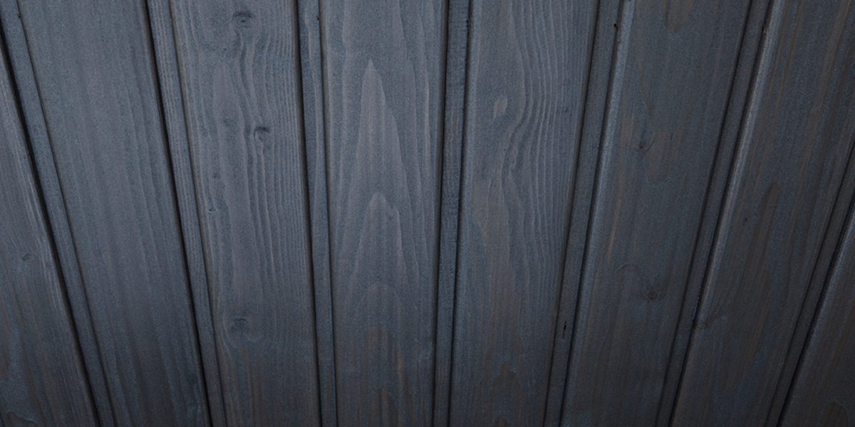 Akvilac CE 25 can be used on dark stain colors.