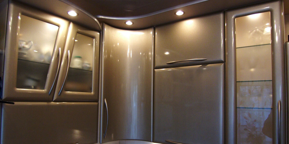 Metallic colors in matt versions