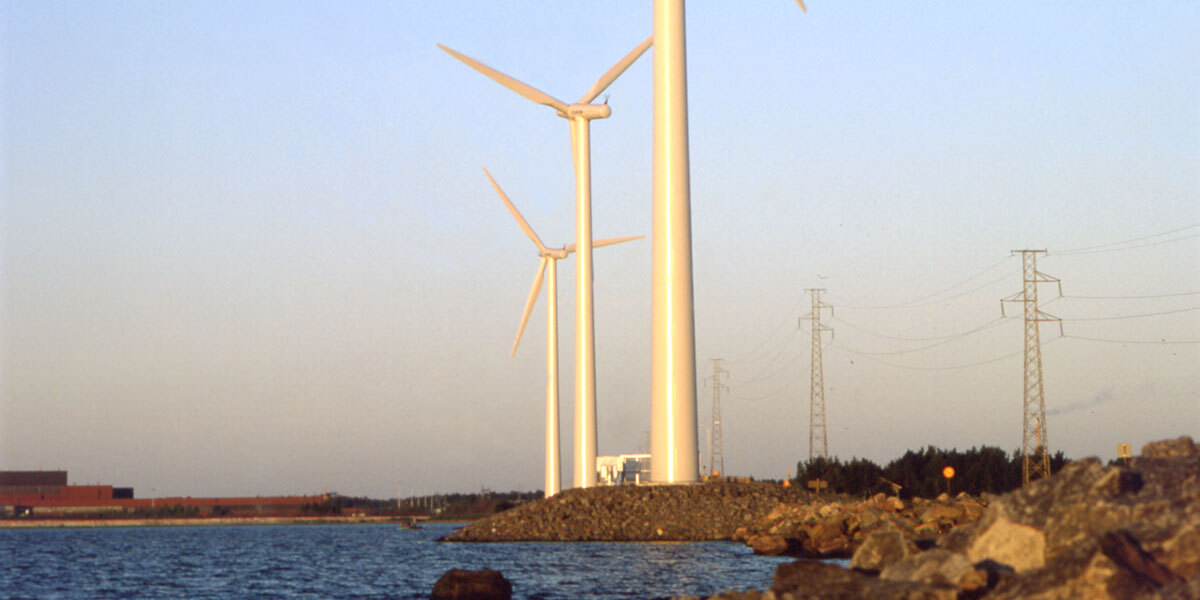 Water-borne product with low VOCs