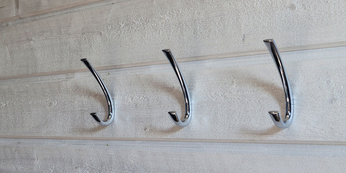 Contains natural wax