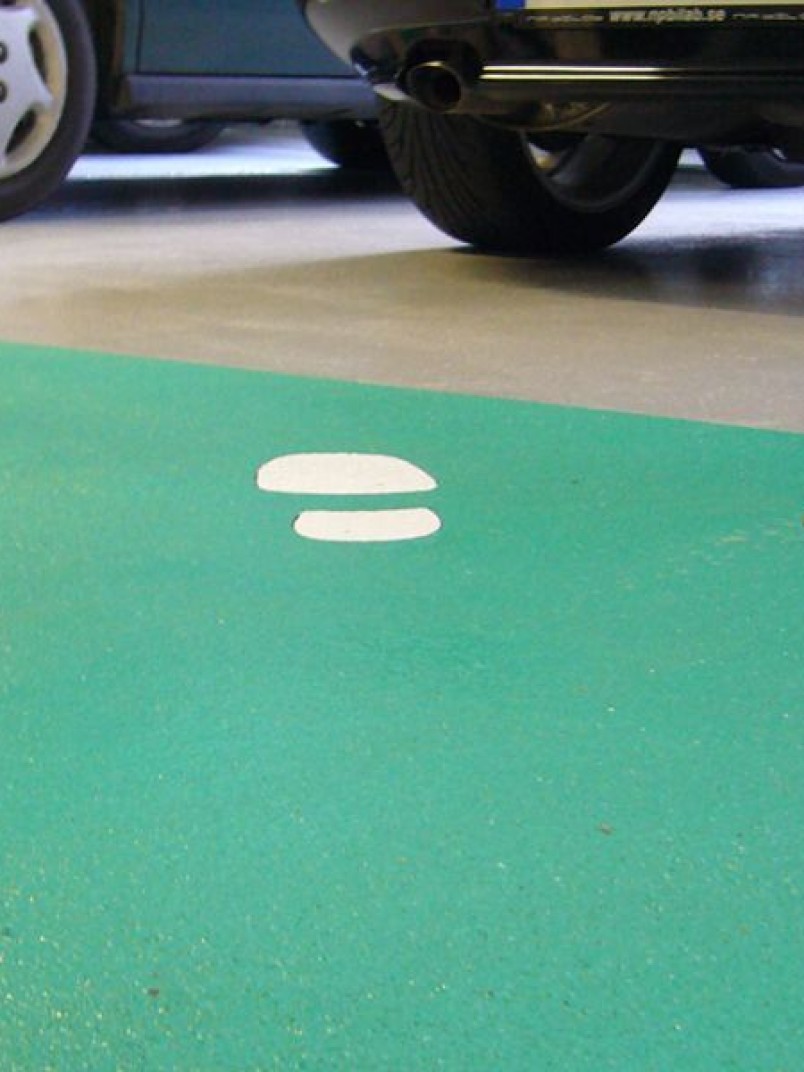 Coating solutions for concrete floors in car parks and aircraft hangars