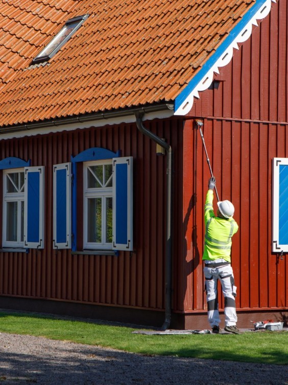 Wooden house painting. Paint: Ultra Classic