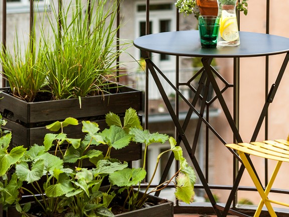 Balcony makeover - creating an urban oasis
