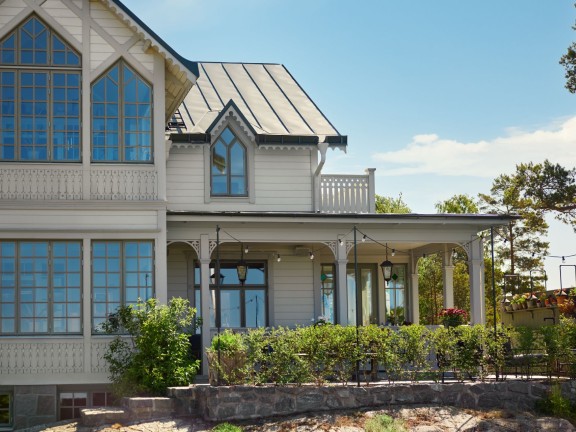 exterior paint for a wooden house