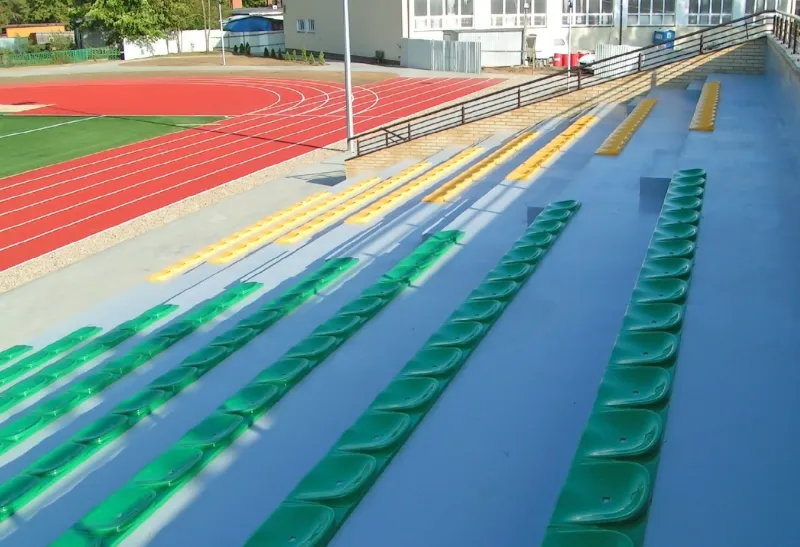 Coating solutions for floor surfaces in outdoor areas