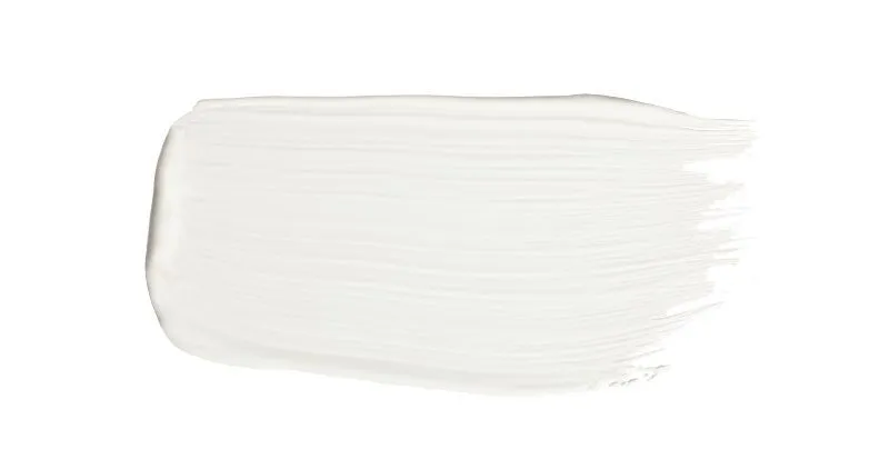 Chilly and elegant, arctic white with a pinch of grey